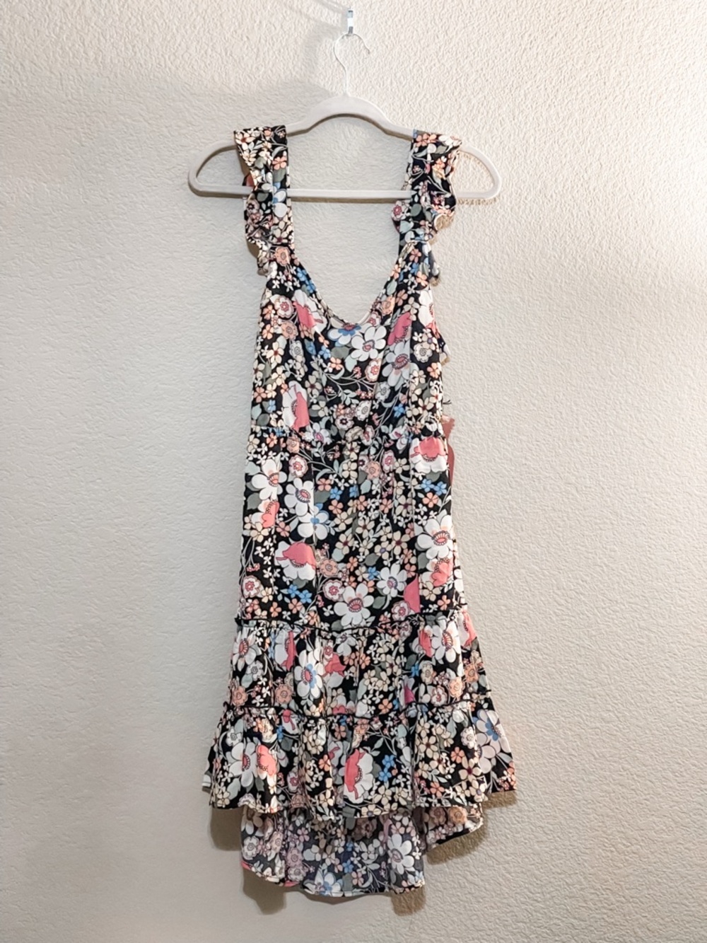 Mixed Women's Dresses & Tops Rack - Multi Color - Picture 8 of 8